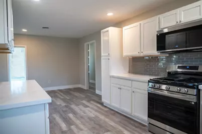 5502 Elm Tree Drive, Houston, TX 77048 - Photo 7