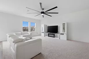 10138 Tiger Flower Ln, Houston, TX 77016 - Photo 5