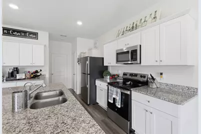 10138 Tiger Flower Lane, Houston, TX 77016 - Photo 9