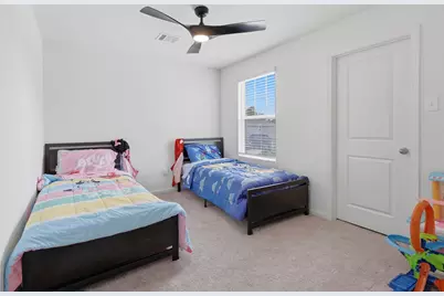 10138 Tiger Flower Lane, Houston, TX 77016 - Photo 7