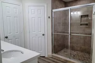 11926 Stillwater Dr, Houston, TX 77070 - Photo 17
