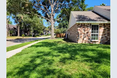 11926 Stillwater Drive, Houston, TX 77070 - Photo 5