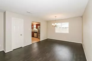 12202 Greencanyon Dr, Houston, TX 77044 - Photo 7