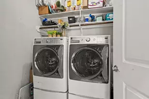 1026 W 24th St, Houston, TX 77008 - Photo 25