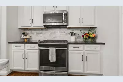 1026 W 24th Street, Houston, TX 77008 - Photo 21