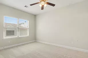 1026 W 24th St, Houston, TX 77008 - Photo 23