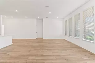 18211 Saffron Sun St, Conroe, TX 77302 - Photo 13