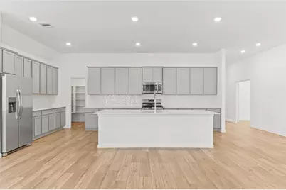 18211 Saffron Sun Street, Conroe, TX 77302 - Photo 7