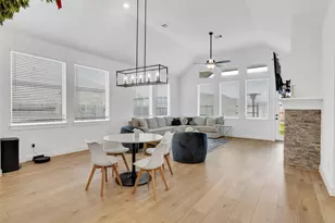 2211 Cherry Brg Ln, Tomball, TX 77375 - Photo 9