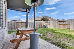 2211 Cherry Brg Ln, Tomball, TX 77375 - Photo 27