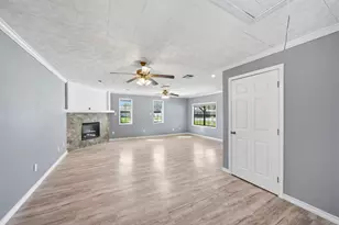 4803 28th St E, Dickinson, TX 77539 - Photo 11