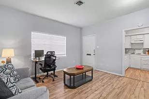 2804 Arlington St, Houston, TX 77008 - Photo 13