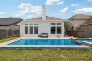 8803 W Cres Lake Cir, Baytown, TX 77521 - Photo 3