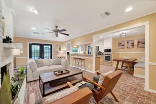 9606 Winsome Ln, Houston, TX 77063 - Photo 7