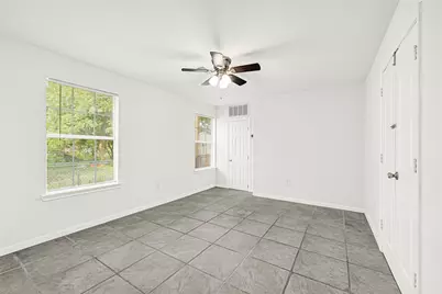 715 N 1st Street, Baytown, TX 77520 - Photo 15