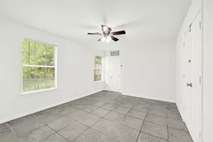 715 N 1st St, Baytown, TX 77520 - Photo 15