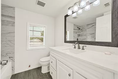 715 N 1st Street, Baytown, TX 77520 - Photo 17