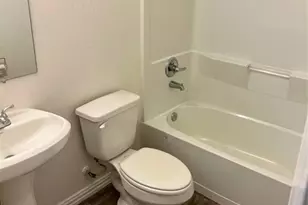 9205 Kentshire St, Houston, TX 77078 - Photo 11