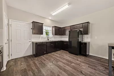 403 S 2nd Street, La Porte, TX 77571 - Photo 11
