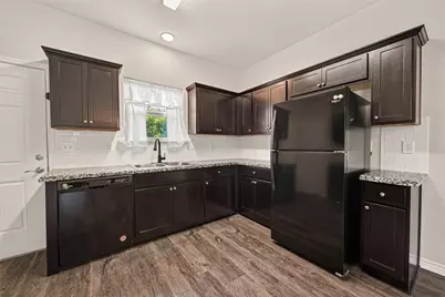 403 S 2nd Street, La Porte, TX 77571 - Photo 13