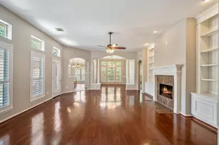 5210 Cottonwood Creek Ln, League City, TX 77573 - Photo 15