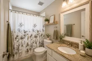 5210 Cottonwood Creek Ln, League City, TX 77573 - Photo 9