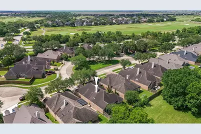 5210 Cottonwood Creek Lane, League City, TX 77573 - Photo 3
