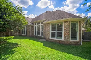 5210 Cottonwood Creek Ln, League City, TX 77573 - Photo 41