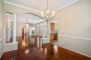 5210 Cottonwood Creek Ln, League City, TX 77573 - Photo 25