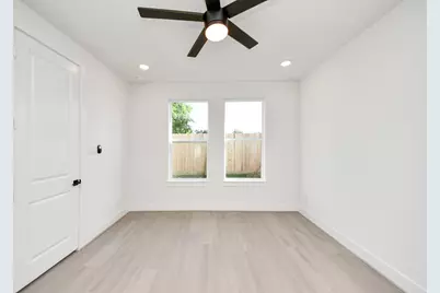 4344 Avron Drive, Stafford, TX 77477 - Photo 19