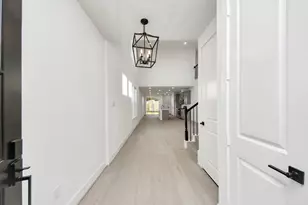 4344 Avron Dr, Stafford, TX 77477 - Photo 5