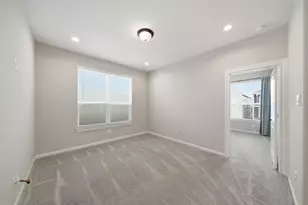 10009 Granary Dr, Houston, TX 77080 - Photo 9