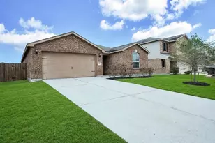104 Indigo Brush Dr, La Marque, TX 77568 - Photo 1