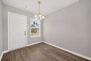 16200 Sun View Ln, Conroe, TX 77302 - Photo 7