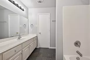 16200 Sun View Ln, Conroe, TX 77302 - Photo 17