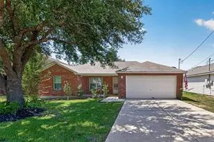 16200 Sun View Ln, Conroe, TX 77302 - Photo 1