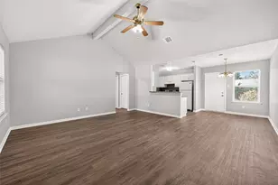 16200 Sun View Ln, Conroe, TX 77302 - Photo 3