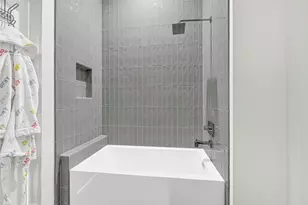 5619 Val Verde St, Houston, TX 77057 - Photo 23