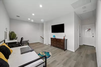 8308 James Franklin Street, Houston, TX 77088 - Photo 9