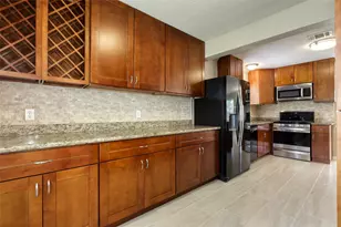 12506 Whittington Dr, Houston, TX 77077 - Photo 17