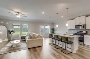 1318 Cascade Hls Dr, Rosharon, TX 77583 - Photo 5