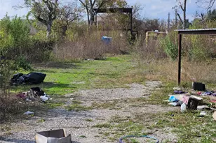 5915 Lavender St, Houston, TX 77026 - Photo 3