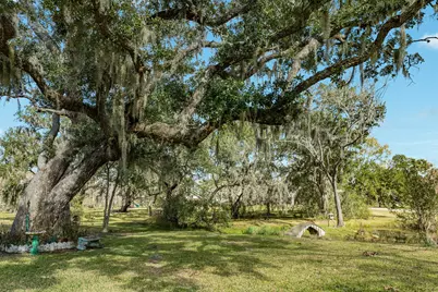 703 County Road 605, Angleton, TX 77515 - Photo 21