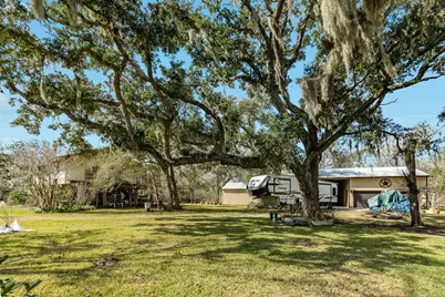 703 County Road 605, Angleton, TX 77515 - Photo 7