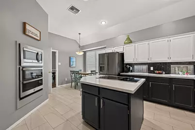 7218 Bethany Bay Drive, Missouri City, TX 77459 - Photo 9