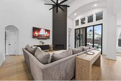 9011 Delta Place Court, Missouri City, TX 77459 - Photo 9