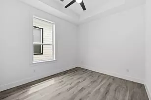5303 Wylie St, Houston, TX 77026 - Photo 5