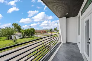 5303 Wylie St, Houston, TX 77026 - Photo 9