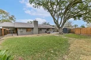 16822 Hibiscus Ln, Friendswood, TX 77546 - Photo 27