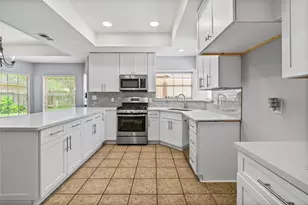 6615 Cypress Village Dr, Sugar Land, TX 77479 - Photo 25